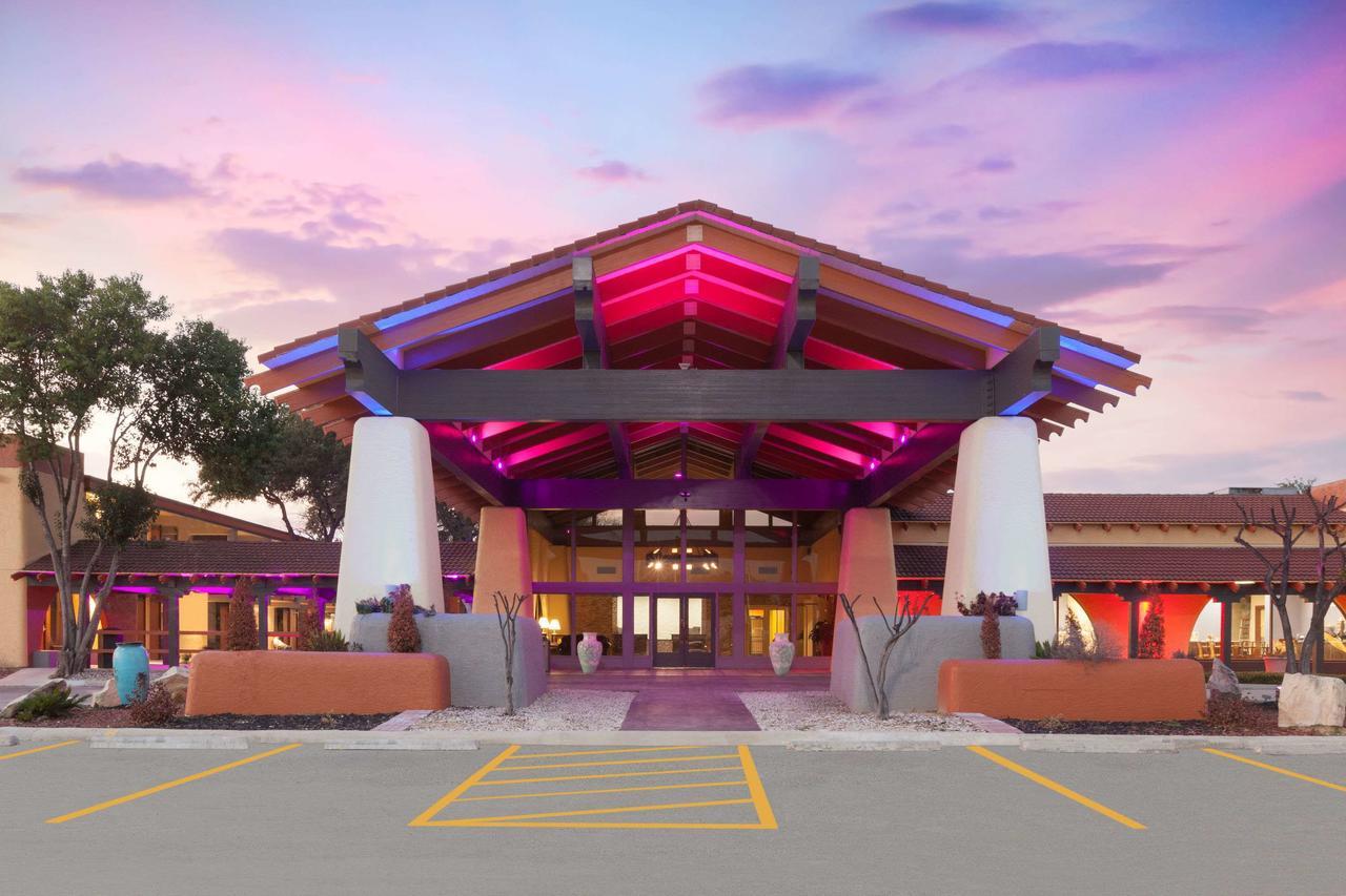 Days Inn By Wyndham Uvalde Exterior foto
